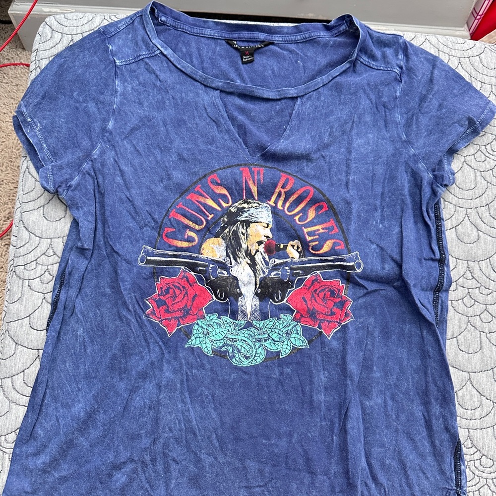 Rock & Republic Blue Guns N' Roses Graphic Tee